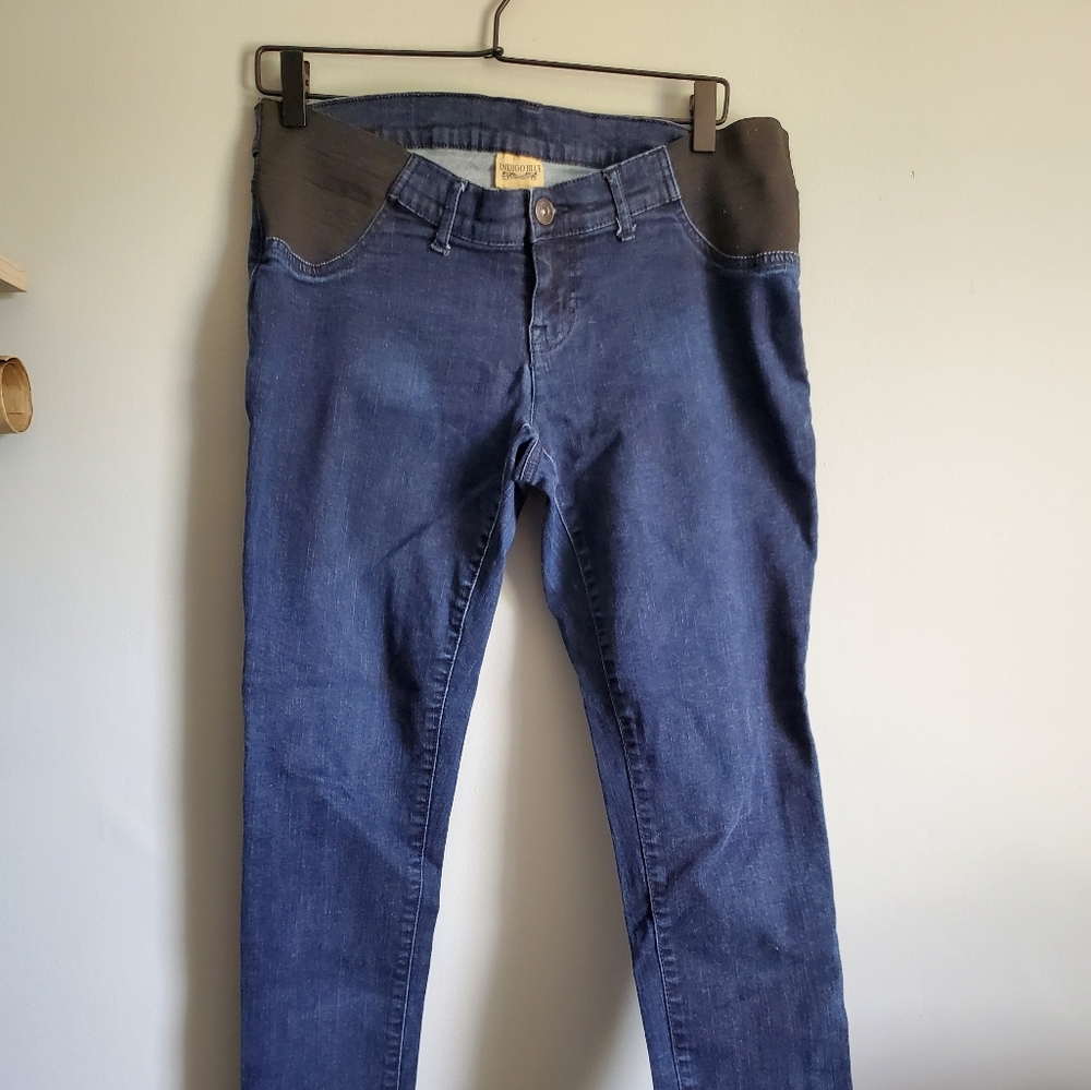Side panel maternity pants